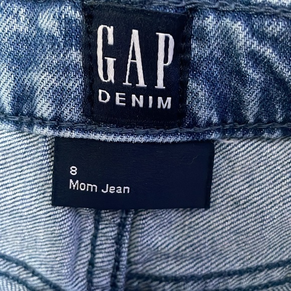 Kids size 8 mom jean style pants from Gap - Picture 3 of 3